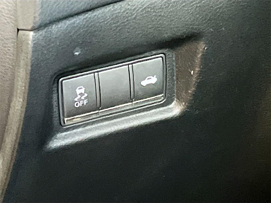 used 2019 INFINITI Q60 car, priced at $22,000