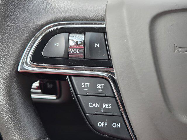 used 2023 Lincoln Nautilus car, priced at $26,159