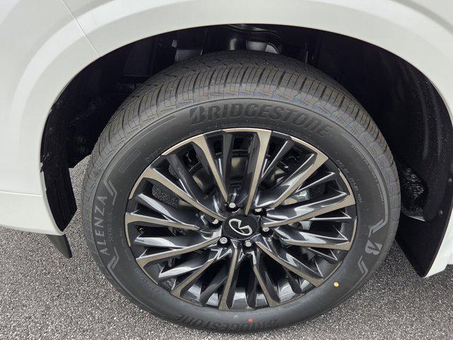 new 2026 INFINITI QX80 car, priced at $106,860