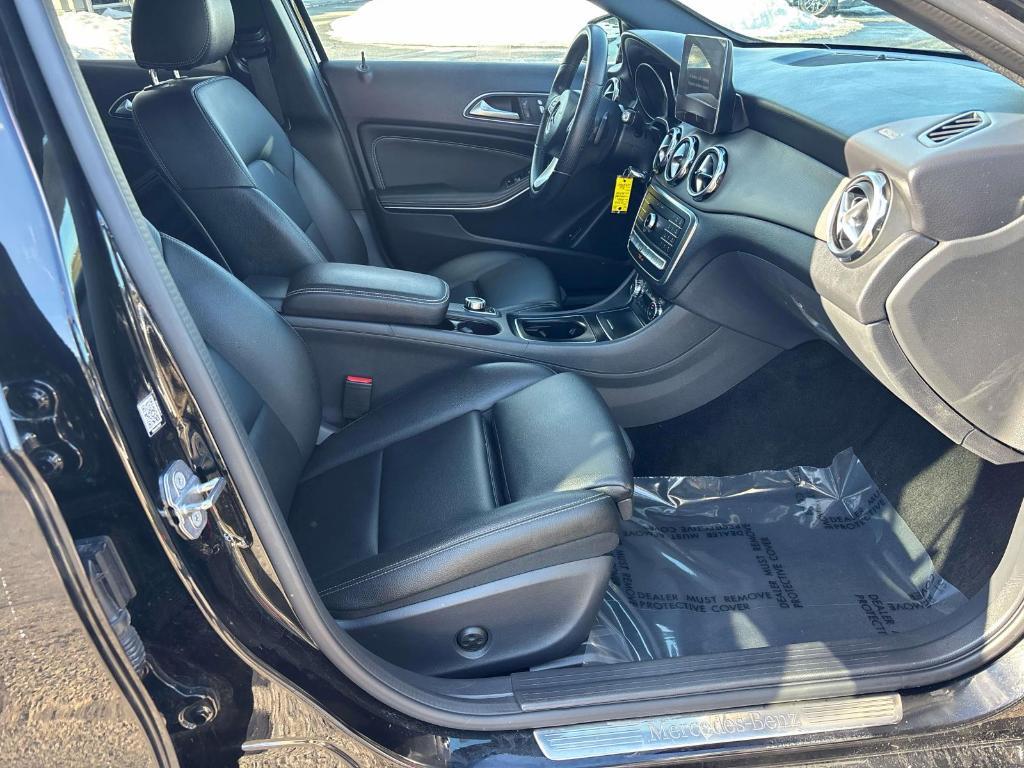 used 2020 Mercedes-Benz GLA 250 car, priced at $17,990