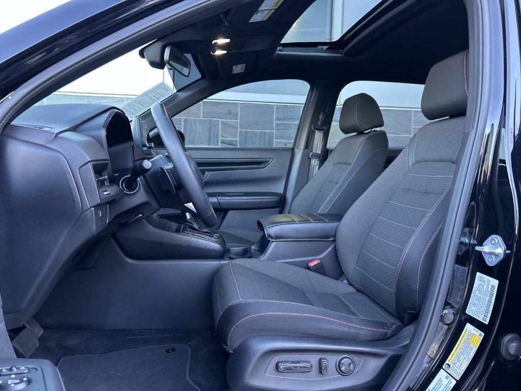 used 2024 Honda CR-V Hybrid car, priced at $33,900