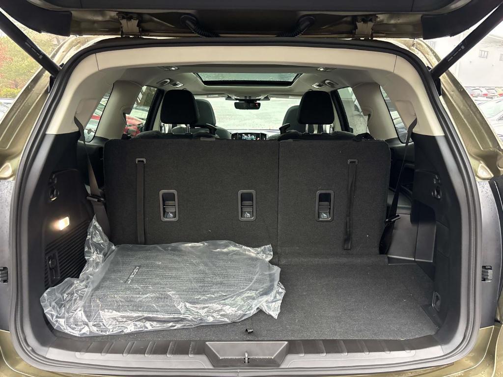 used 2025 Subaru Ascent car, priced at $39,900