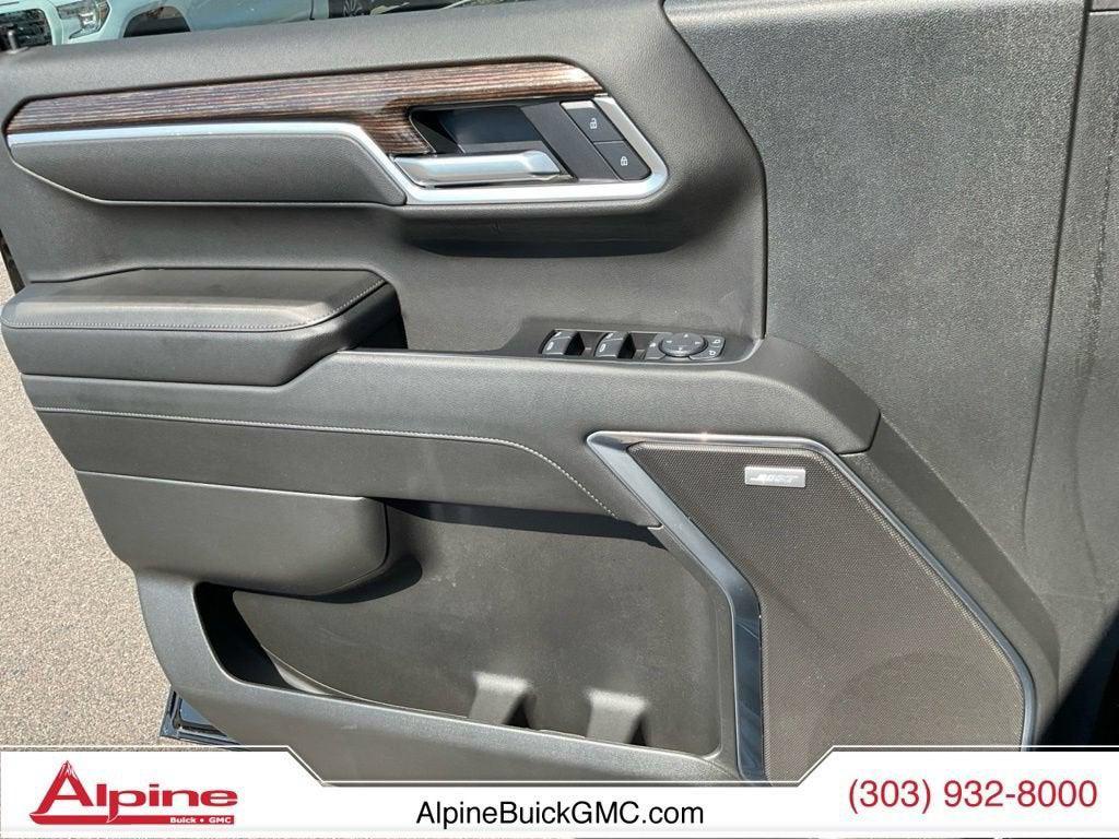 used 2025 GMC Sierra 1500 car, priced at $46,583