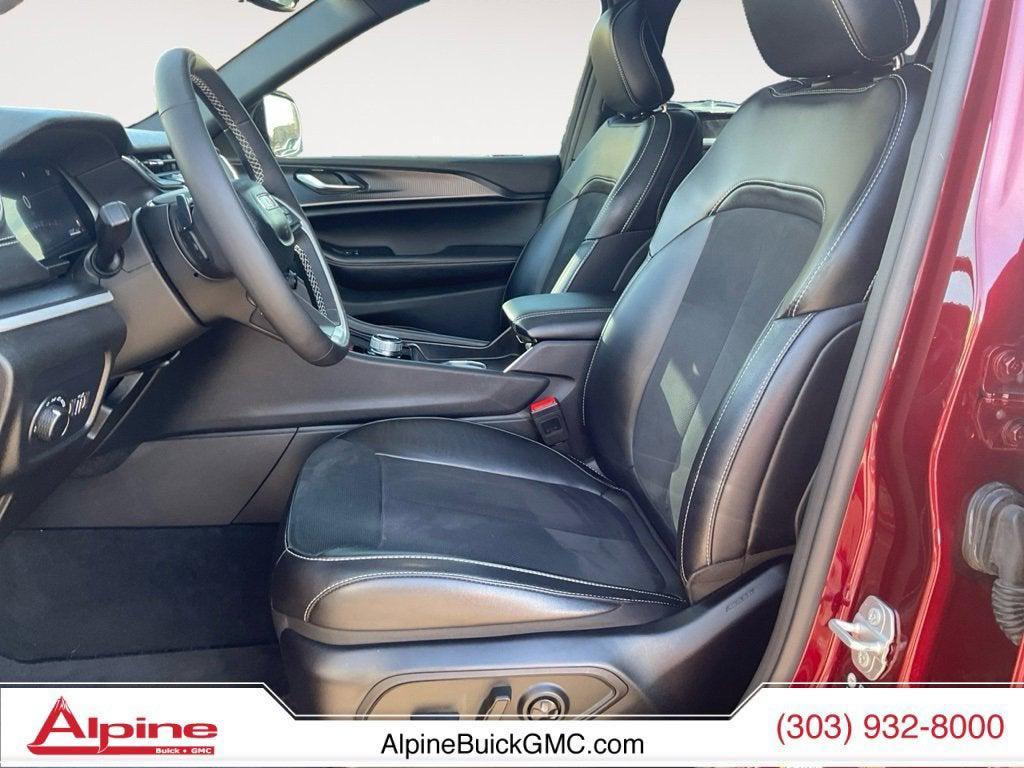 used 2024 Jeep Grand Cherokee L car, priced at $32,991