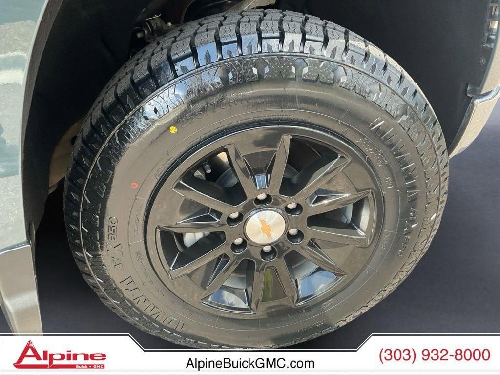 used 2025 Chevrolet Silverado 1500 car, priced at $40,686