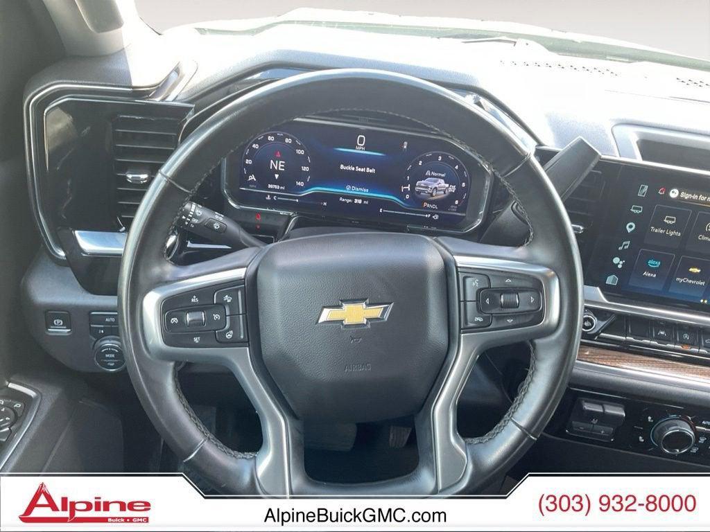 used 2025 Chevrolet Silverado 1500 car, priced at $40,686