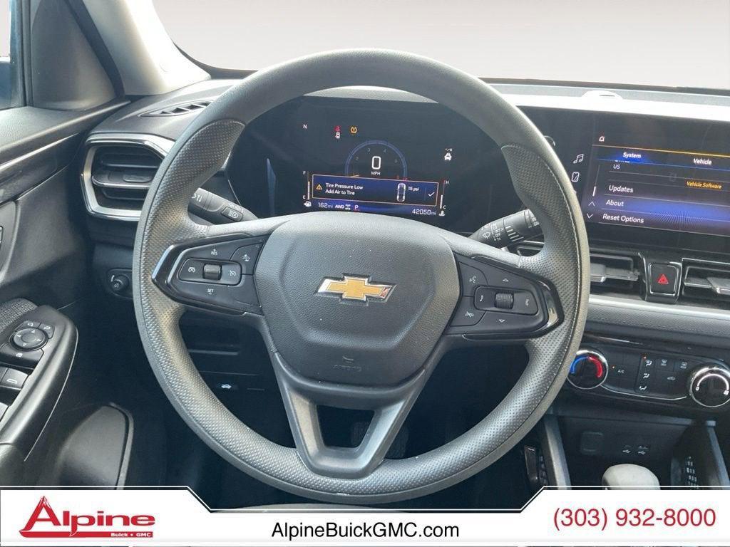 used 2025 Chevrolet TrailBlazer car, priced at $23,380