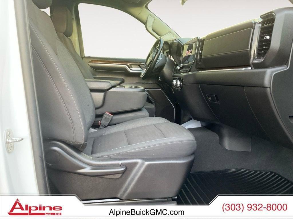 used 2024 GMC Sierra 1500 car, priced at $40,668