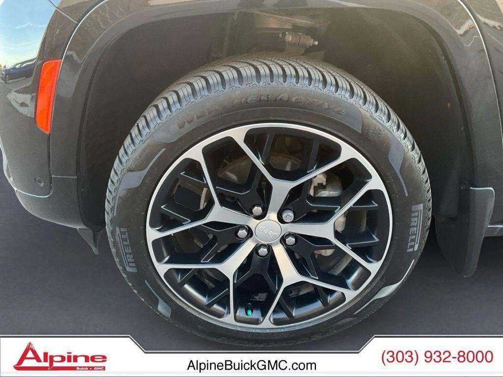 used 2022 Jeep Grand Cherokee car, priced at $38,906