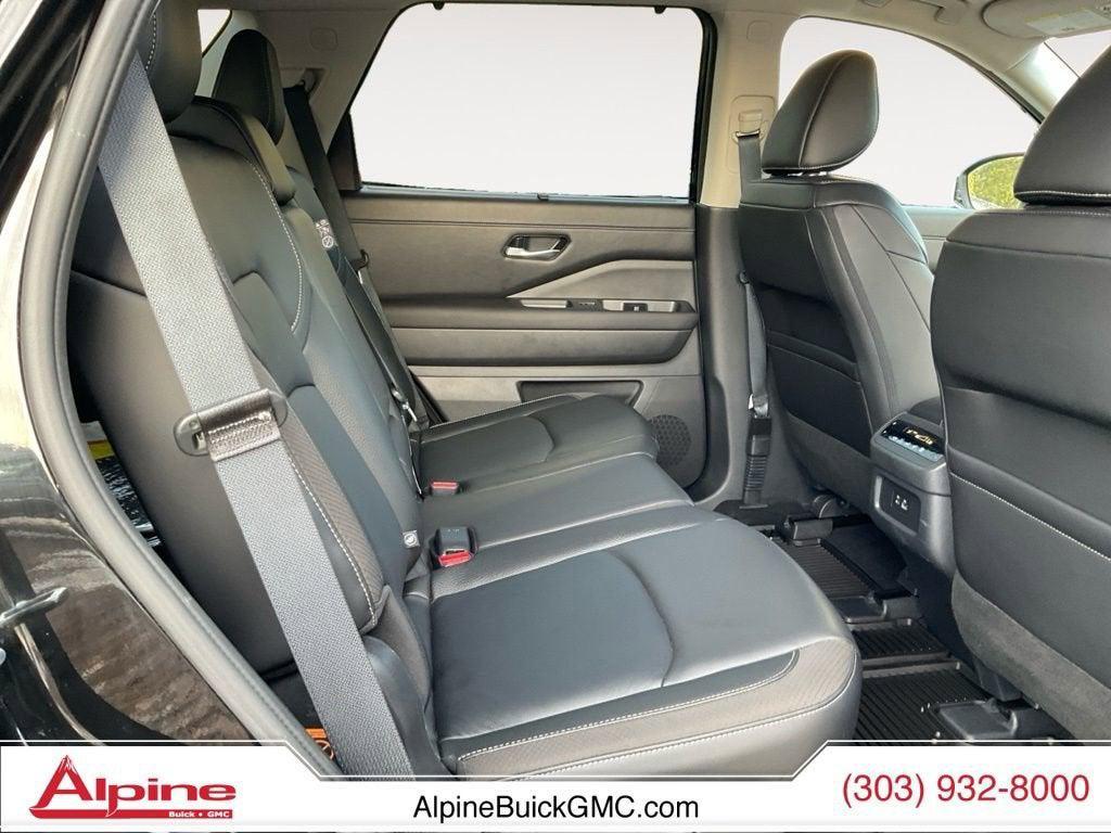 used 2025 Nissan Pathfinder car, priced at $35,924