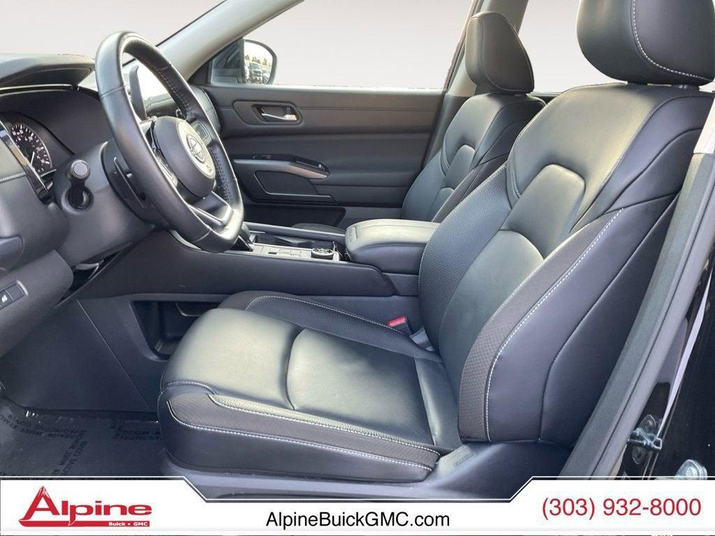 used 2025 Nissan Pathfinder car, priced at $35,924