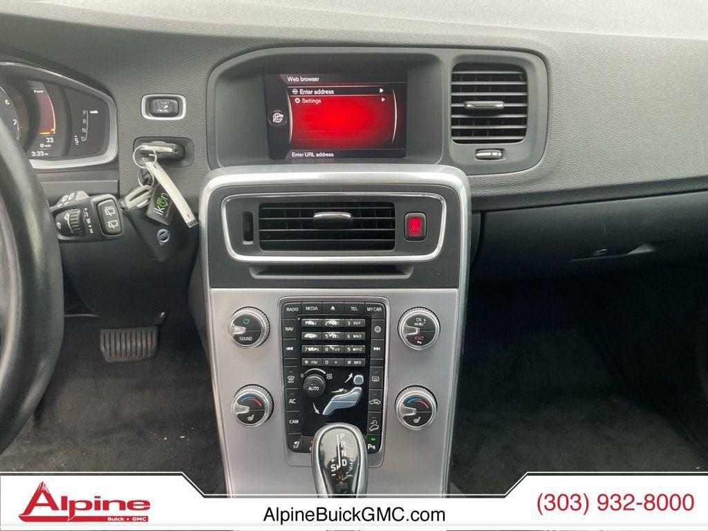 used 2018 Volvo V60 Cross Country car, priced at $20,435