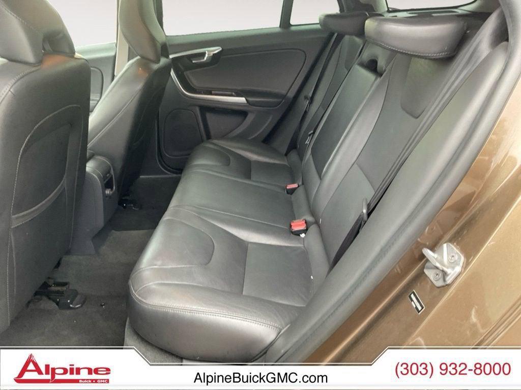 used 2018 Volvo V60 Cross Country car, priced at $20,435