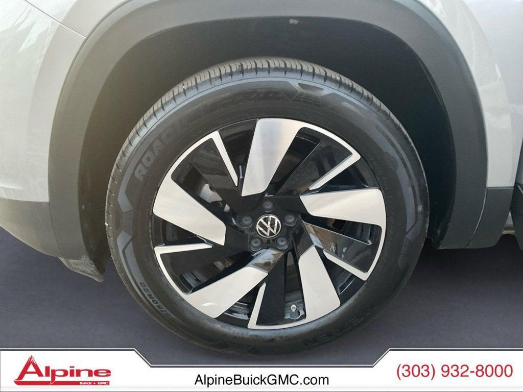 used 2025 Volkswagen Atlas Cross Sport car, priced at $32,242