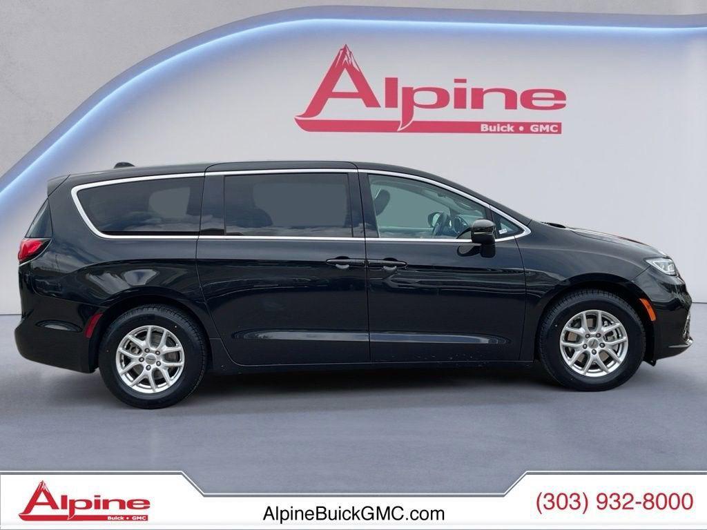 used 2023 Chrysler Pacifica car, priced at $23,896