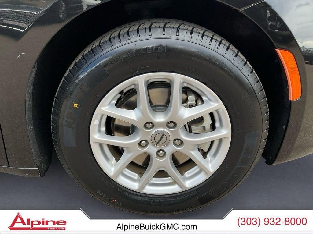 used 2023 Chrysler Pacifica car, priced at $23,896