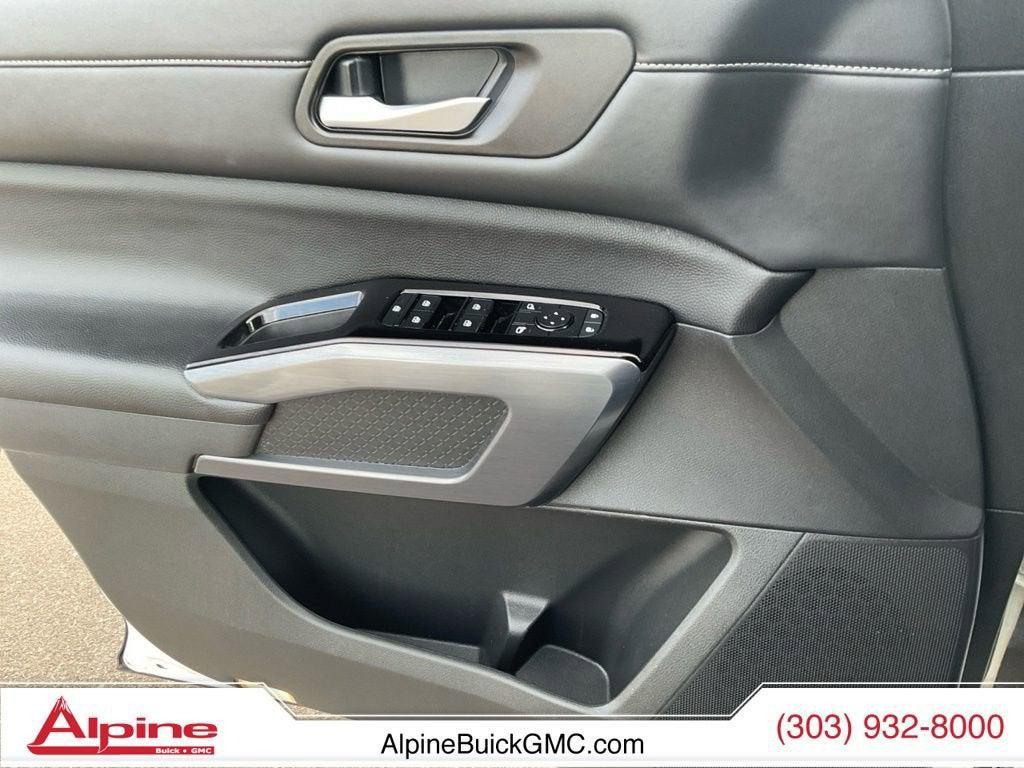 used 2022 Nissan Pathfinder car, priced at $26,366