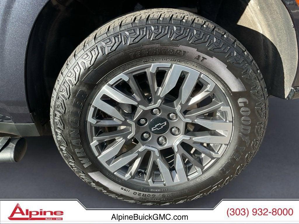 used 2025 Chevrolet Tahoe car, priced at $63,704