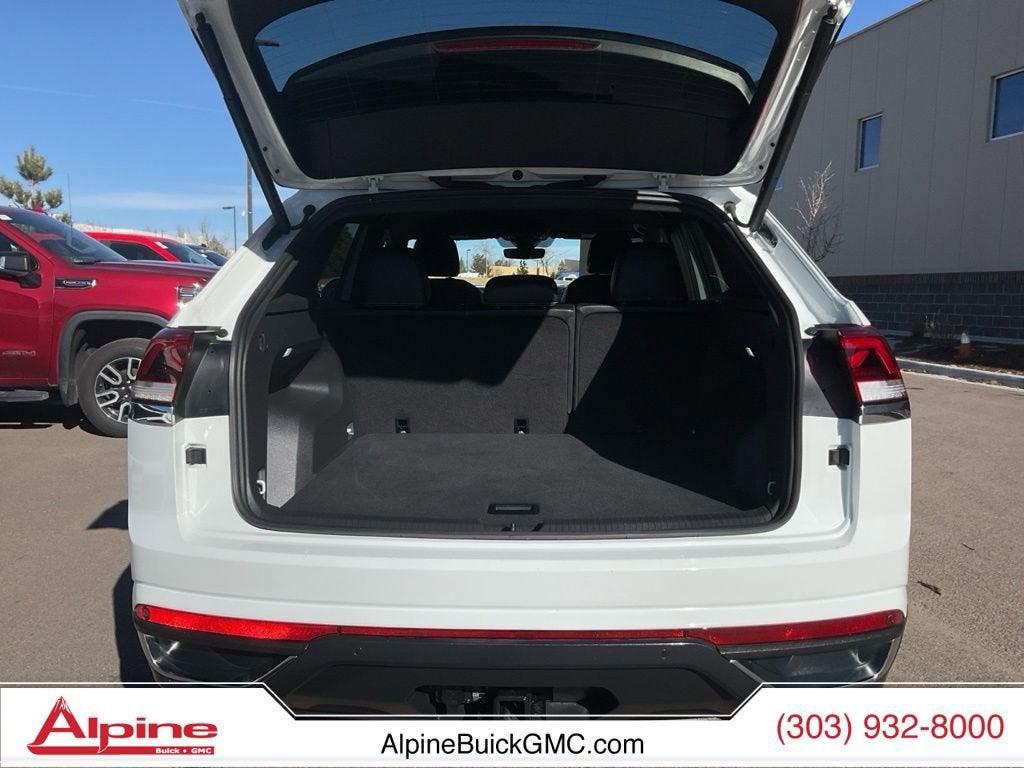 used 2025 Volkswagen Atlas Cross Sport car, priced at $32,095