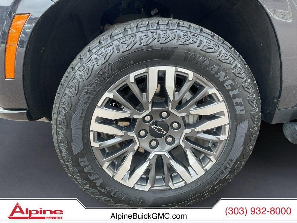 used 2025 Chevrolet Tahoe car, priced at $63,640