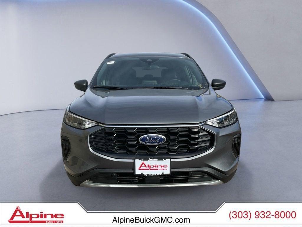 used 2025 Ford Escape car, priced at $25,840