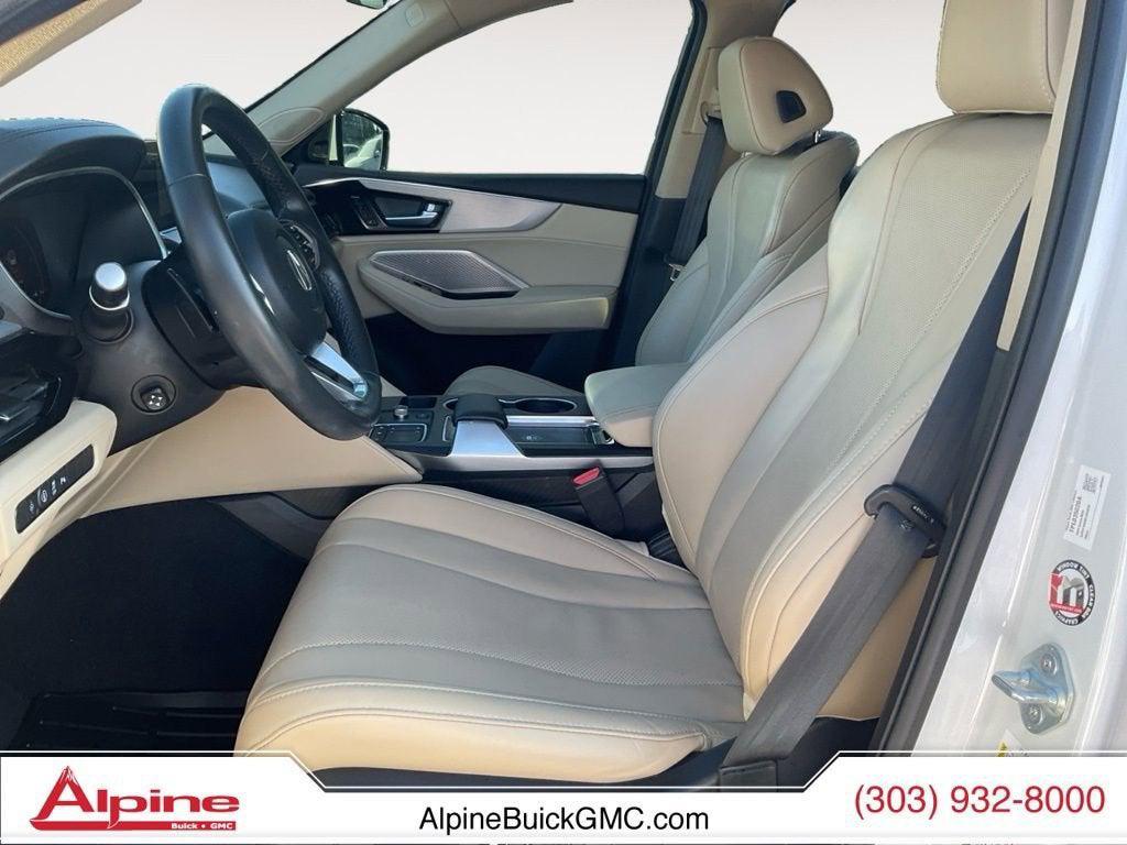 used 2023 Acura MDX car, priced at $41,035