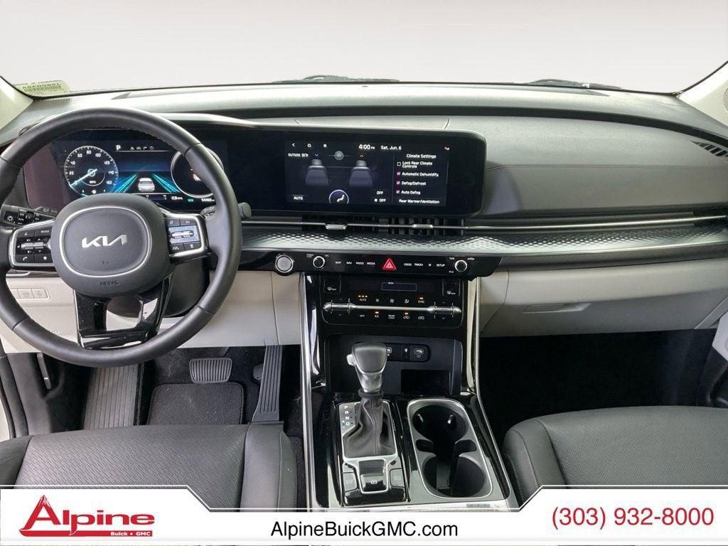 used 2024 Kia Carnival car, priced at $38,173