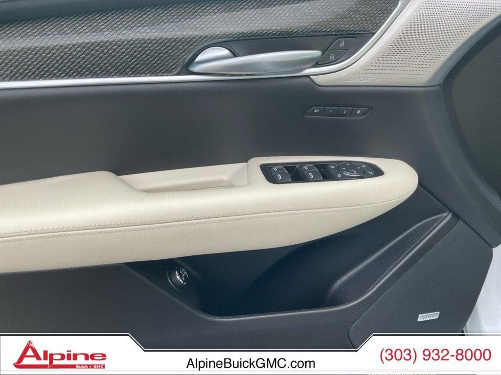 used 2023 Cadillac XT5 car, priced at $33,831