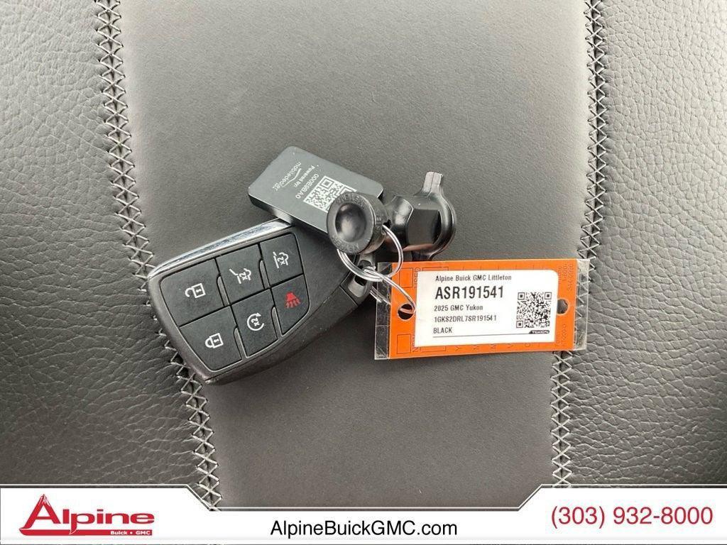 used 2025 GMC Yukon car, priced at $70,688