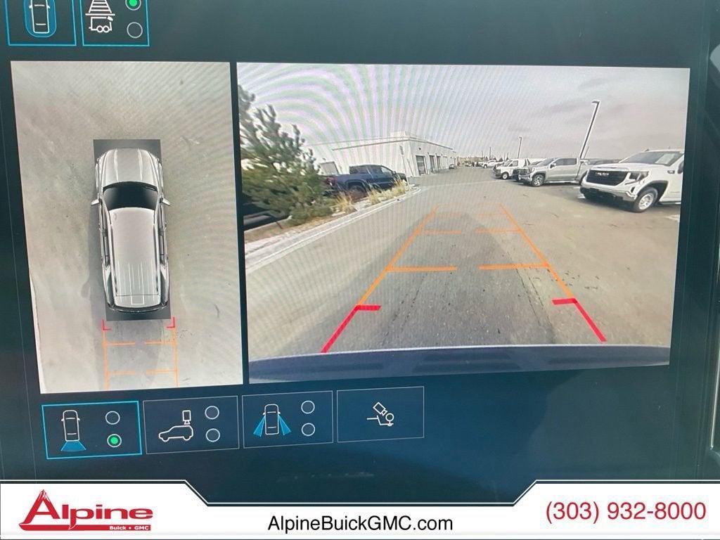 used 2025 GMC Yukon car, priced at $69,853