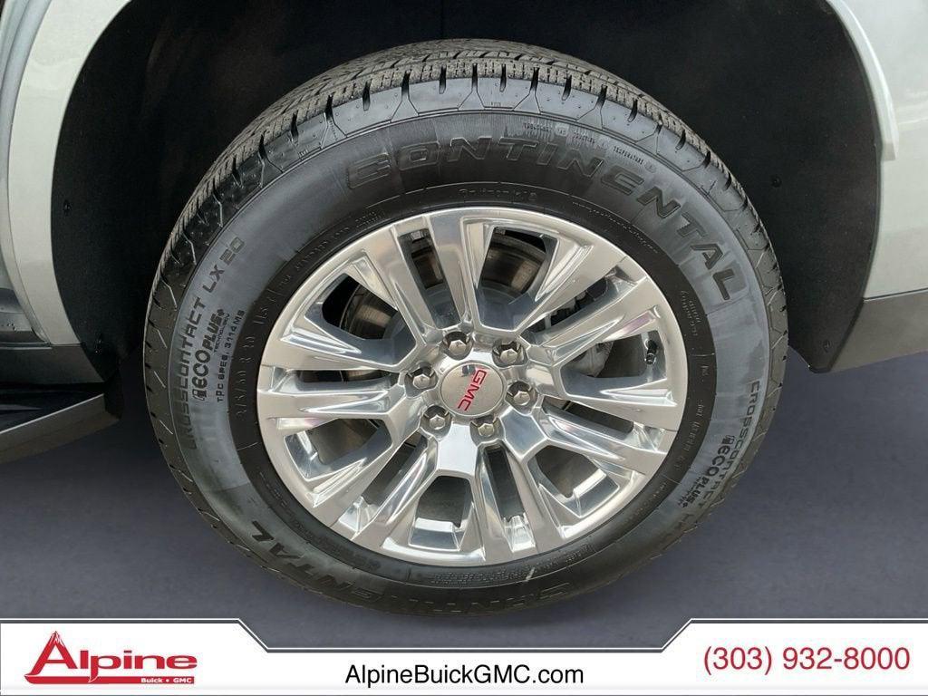 used 2025 GMC Yukon car, priced at $69,853