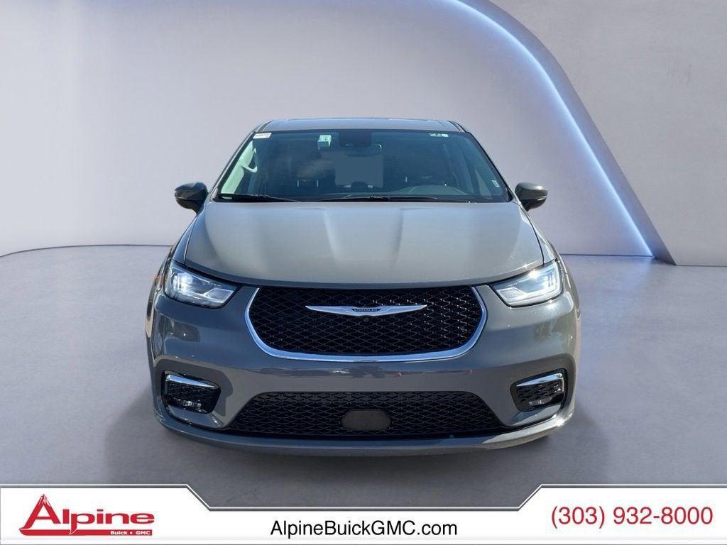 used 2023 Chrysler Pacifica car, priced at $24,289