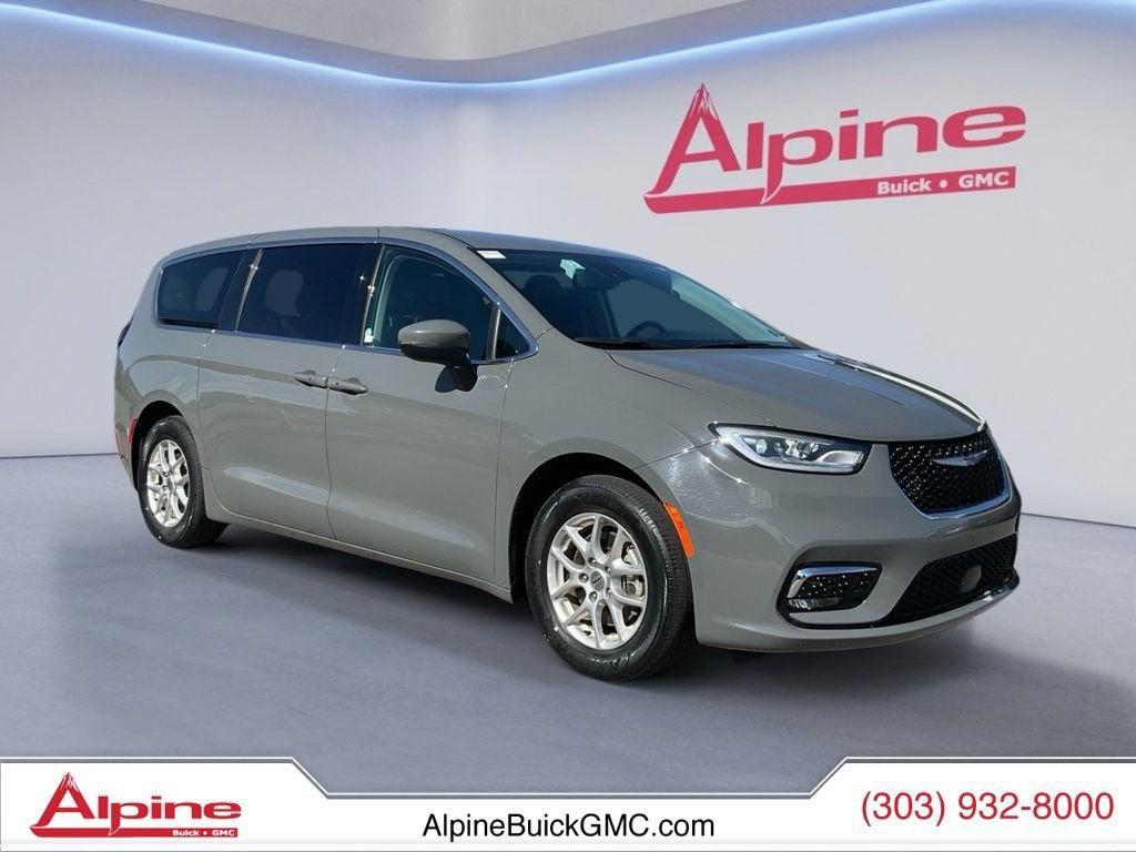 used 2023 Chrysler Pacifica car, priced at $24,289
