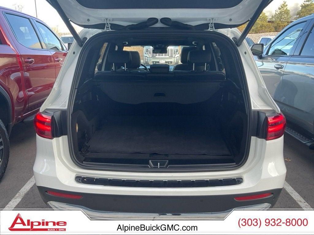 used 2025 Mercedes-Benz GLB 250 car, priced at $35,878