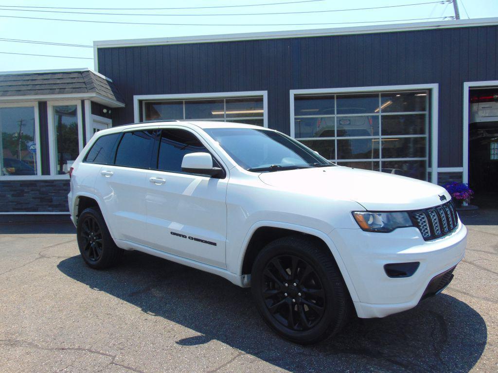 used 2017 Jeep Grand Cherokee car, priced at $14,988