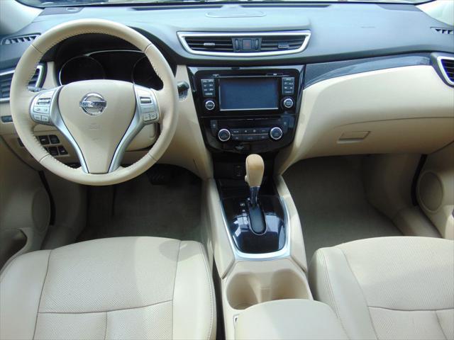 used 2015 Nissan Rogue car, priced at $10,488