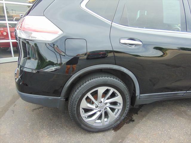 used 2015 Nissan Rogue car, priced at $10,488