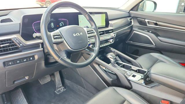 used 2025 Kia Telluride car, priced at $30,166