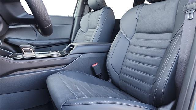 new 2026 Mitsubishi Outlander car, priced at $41,635