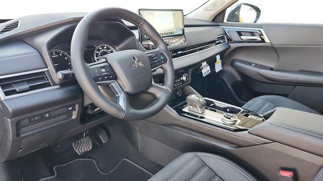 new 2026 Mitsubishi Outlander car, priced at $33,965