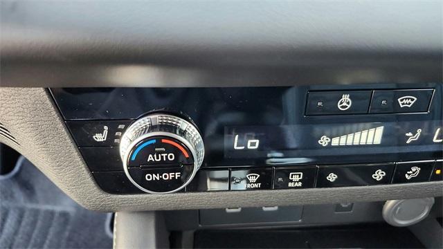 new 2026 Mitsubishi Outlander car, priced at $36,720