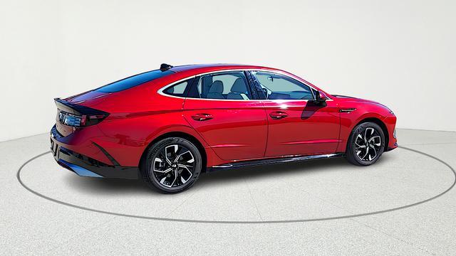 used 2025 Hyundai Sonata car, priced at $22,991