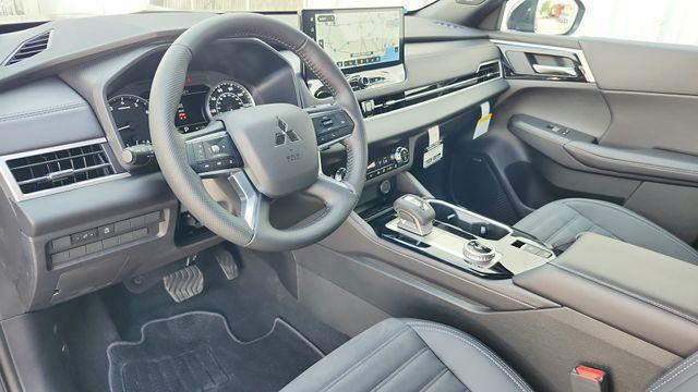 new 2026 Mitsubishi Outlander car, priced at $31,461