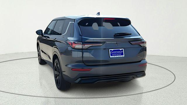 new 2026 Mitsubishi Outlander car, priced at $31,461