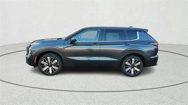 new 2025 Mitsubishi Outlander car, priced at $32,820