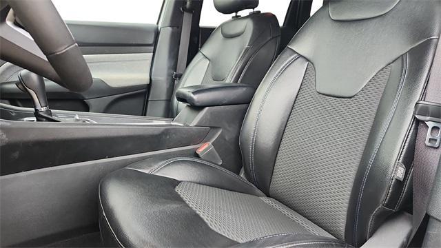 used 2023 Jeep Compass car, priced at $19,991