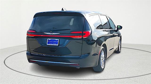 used 2024 Chrysler Pacifica car, priced at $26,991
