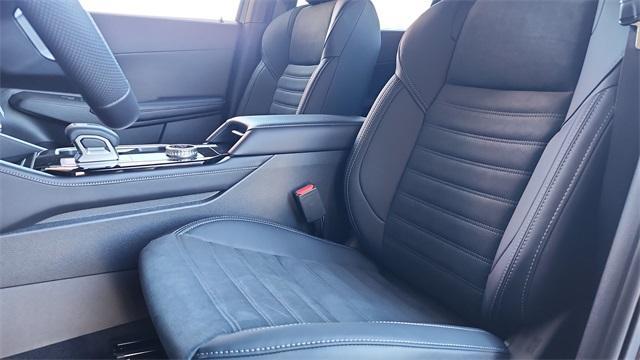 new 2025 Mitsubishi Outlander car, priced at $28,430