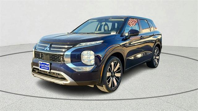 new 2025 Mitsubishi Outlander car, priced at $30,040