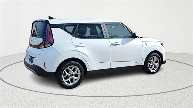 used 2024 Kia Soul car, priced at $15,991